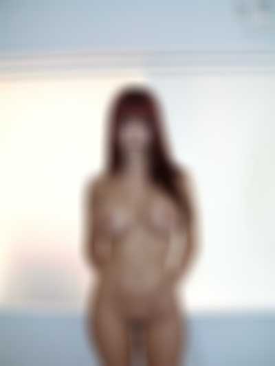 E:U - nude