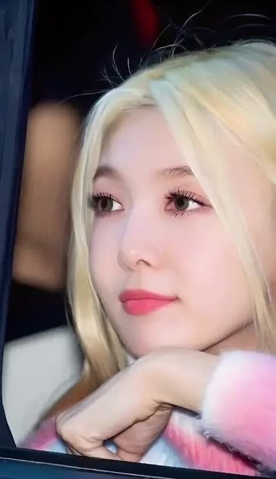 Dami - blowjob