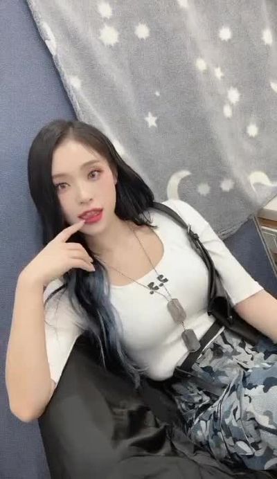 Gahyeon - big boobs