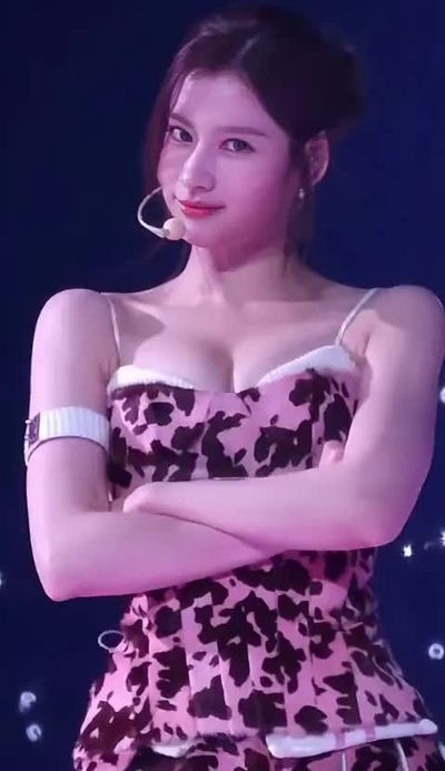 Sana - shows tits
