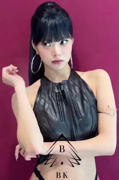 Eunchae - shows boobs