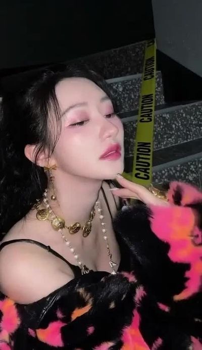 SuA - sucking cock