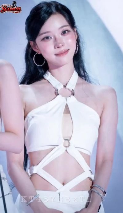 Winter - POV Doggyblowjob