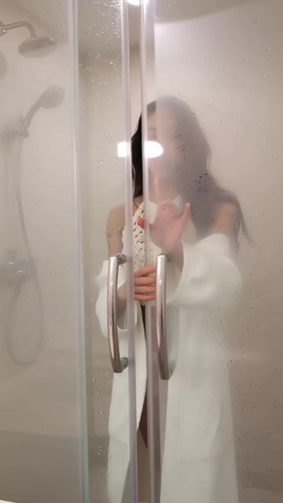 Chaeyoung - gives handjob