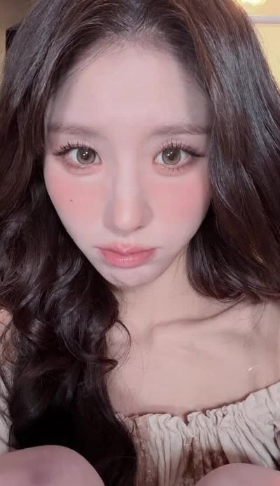 Heejin - cum on face