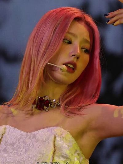 Miyeon - facial