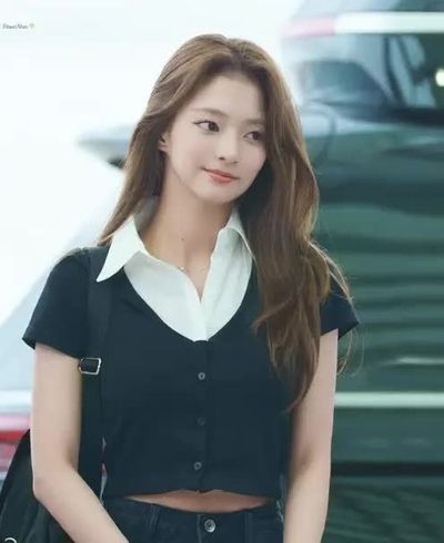 Nagyung - shows tits