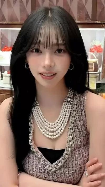 Karina - doggy style