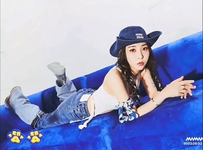 Moonbyul - cowgirl
