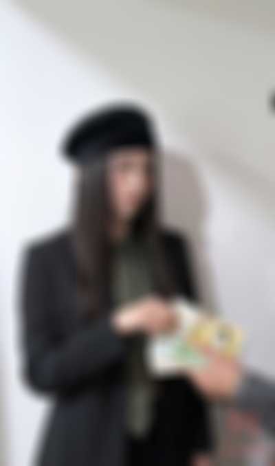 Haerin - pov blowjob