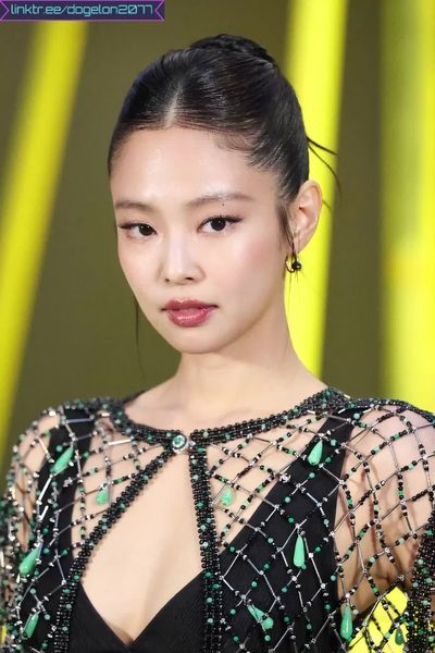 Jennie - interracial