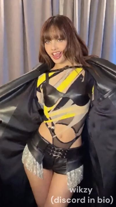 Lisa - shows boobs
