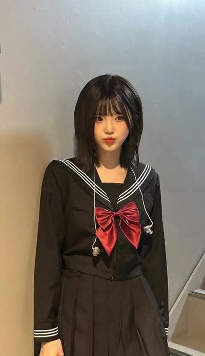 Hayoung - shows tits