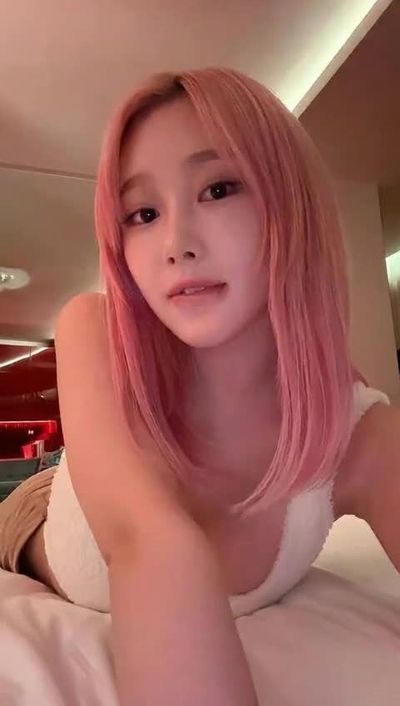 Giselle - cum on face