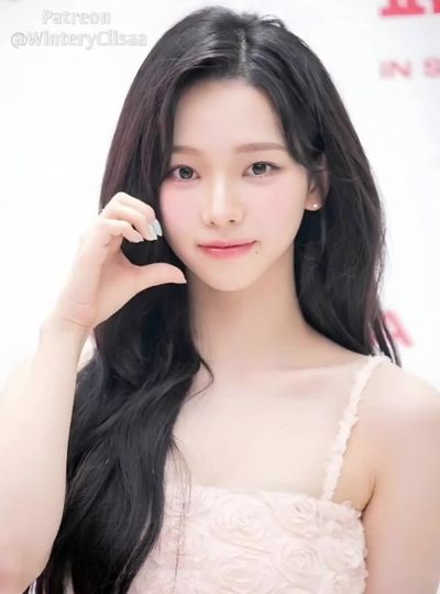 Karina - Double BJ Cum