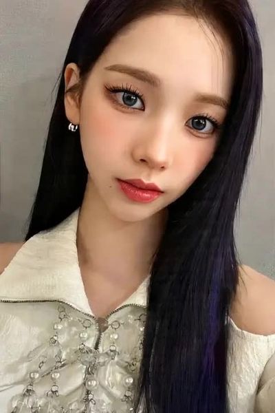 Karina - cum on face