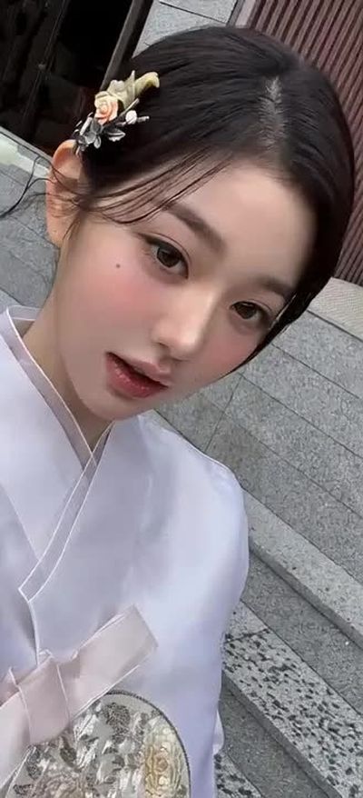 Wonyoung - strokes cocks