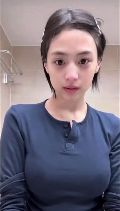 Ahyeon - titjob