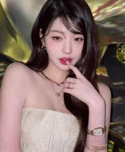 Wonyoung - titjob