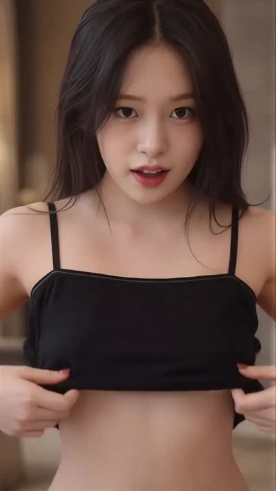 Yujin - shows tits