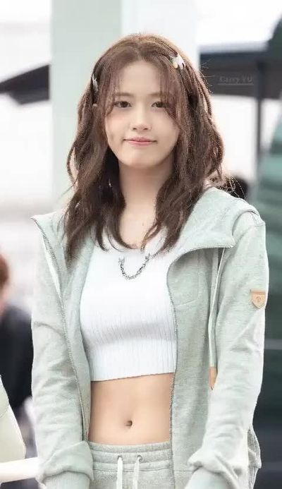 Yujin - shows boobs