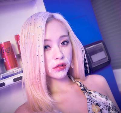 Gahyeon - cum on face