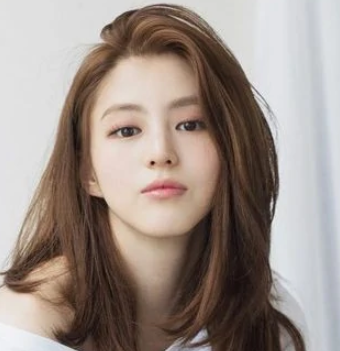 Han So Hee 